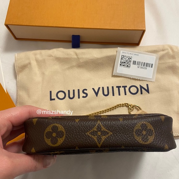 SOLD Louis Vuitton Mini Pochette Monogram *NEW* LV - Picture 6 of 10